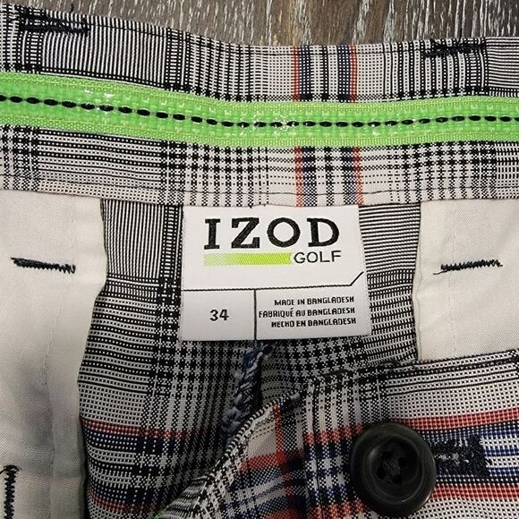 Izod Golf 🏌️♂️ Plaid Shorts Size 34 EUC - Picture 3 of 4